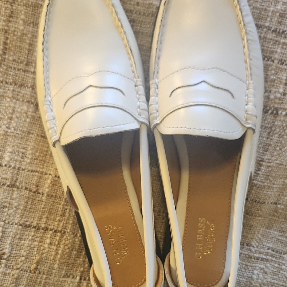 G.H BASS White  Woman Leather Slip-On Loafers